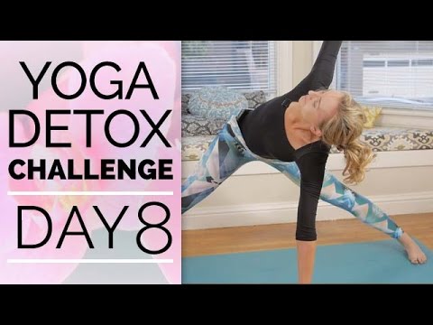 Day 8 – Yoga for Shoulder Flexibility – Yoga Detox Challenge (30-Min)