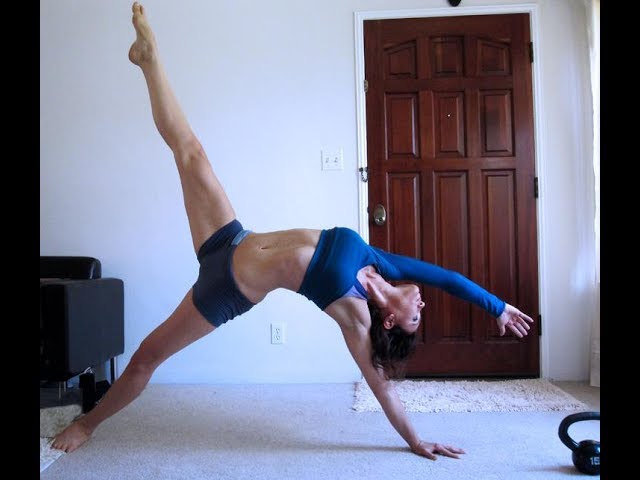Vinyasa Flow Groove with Blocks Reggae Strength Flexibility Hips